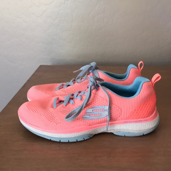 skechers gym shoes womens